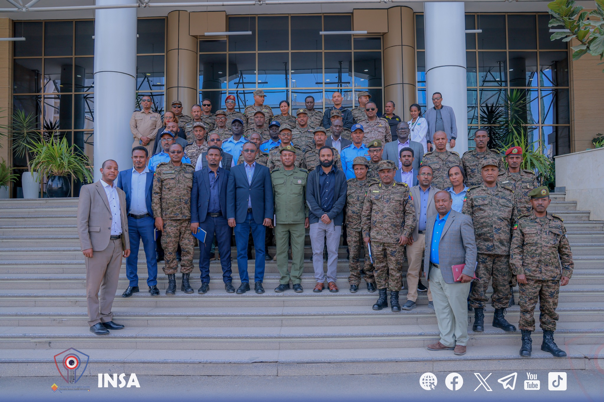 Senior Officers from the Defense War College Conduct Working Visit to INSA